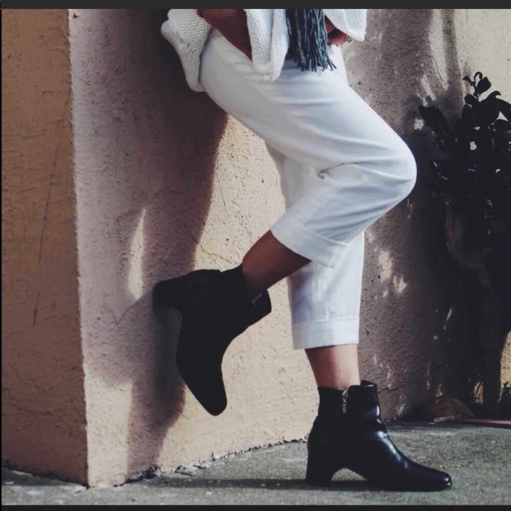 Coke haan booties